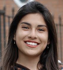 <strong>FABIANA.L</strong>